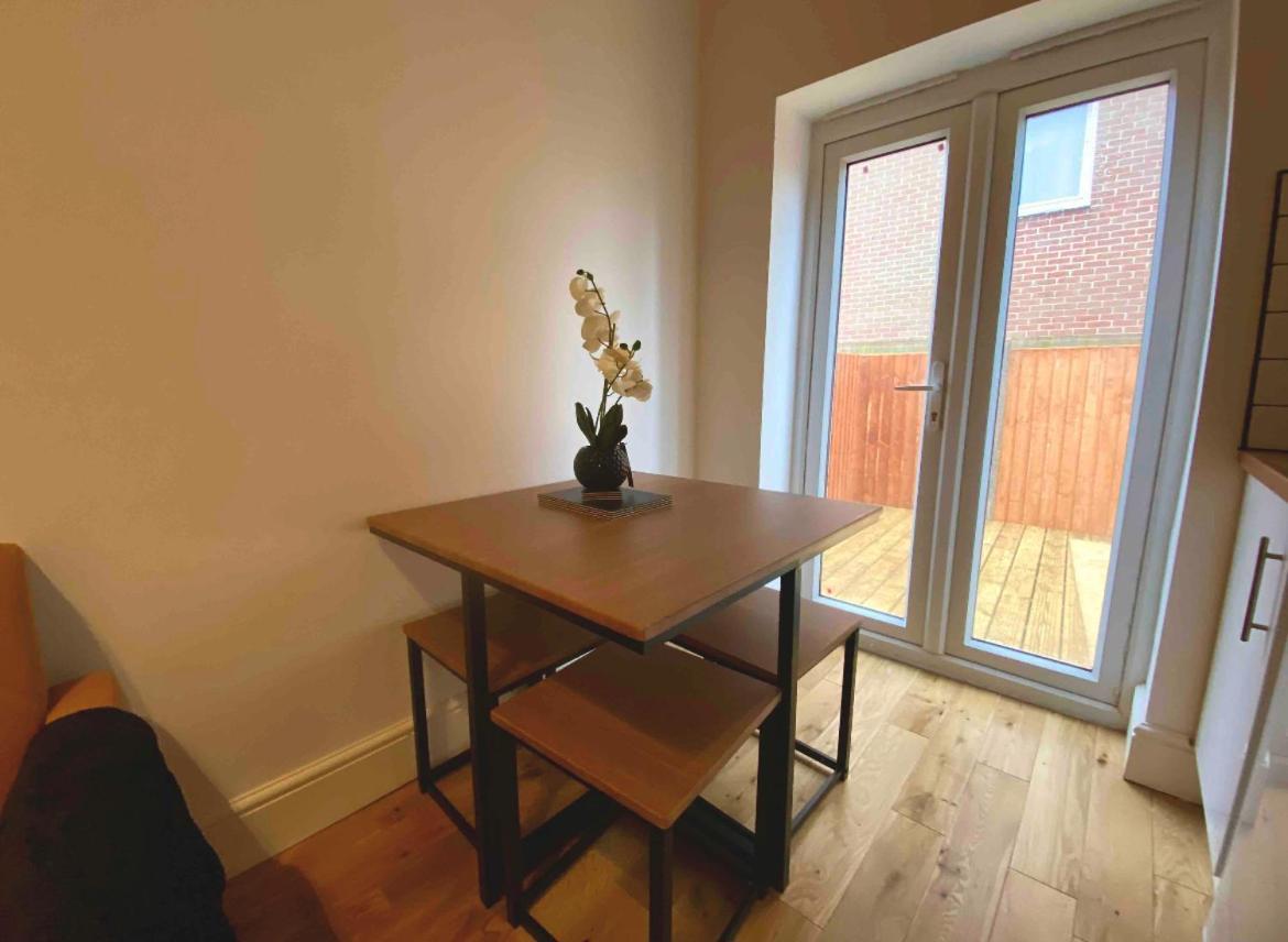 Flat 8, 10 St Johns Leilighet Bournemouth Eksteriør bilde